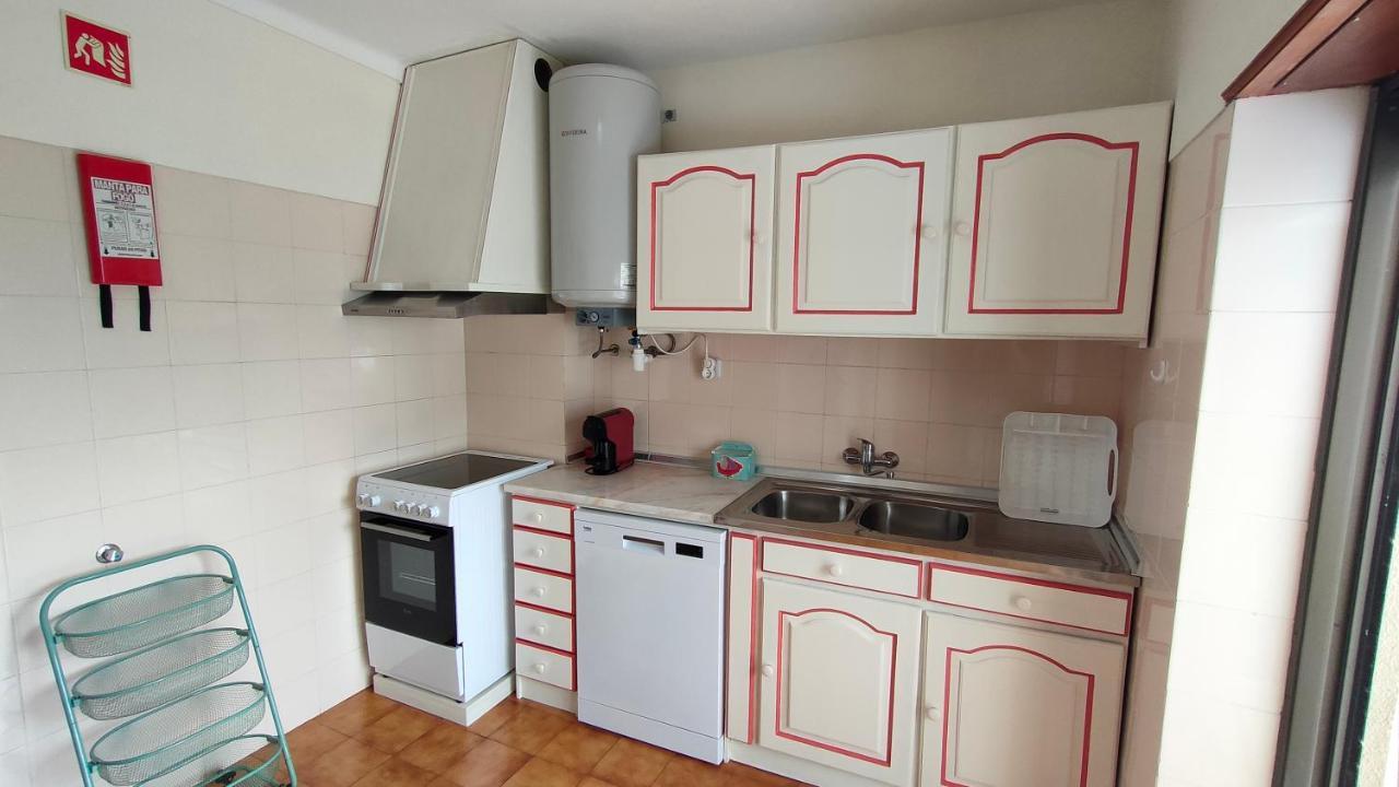 Flat Over The Sea 1Min To The Beach Apartment Buarcos Bagian luar foto